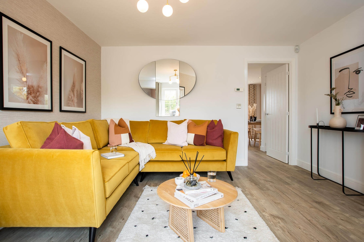 Living room of the Elliston