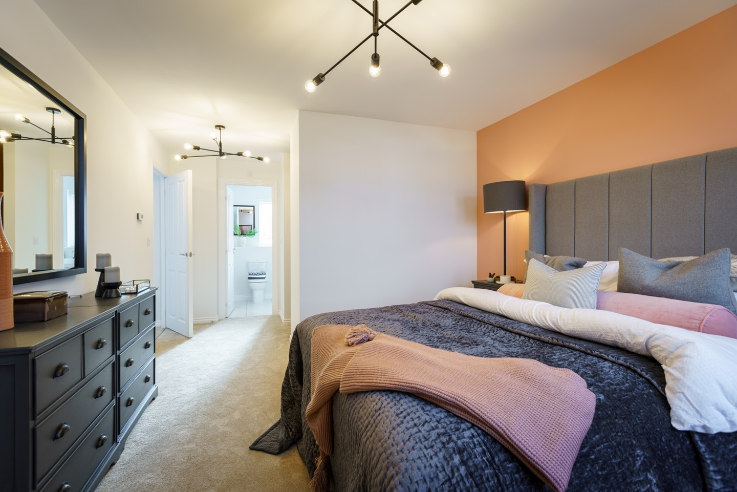 Master bedroom - Ensuite view