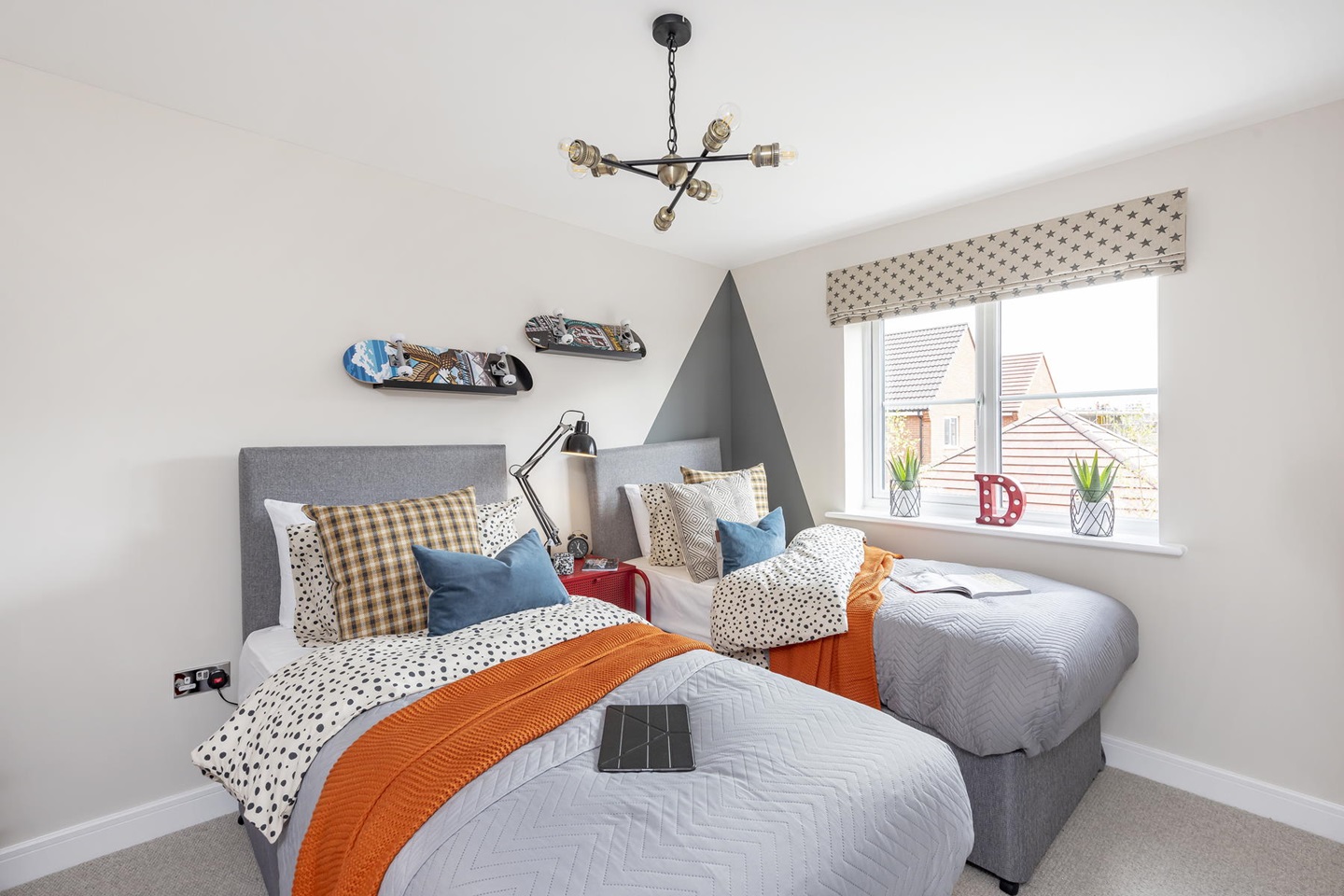 Typical Taylor Wimpey home - bedroom