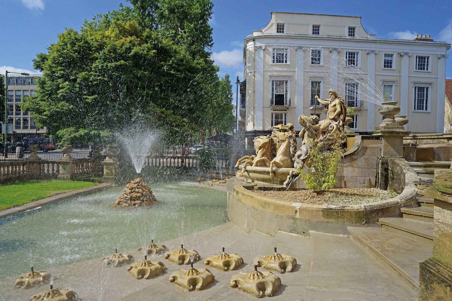 Neptune Fountain, Cheltenham