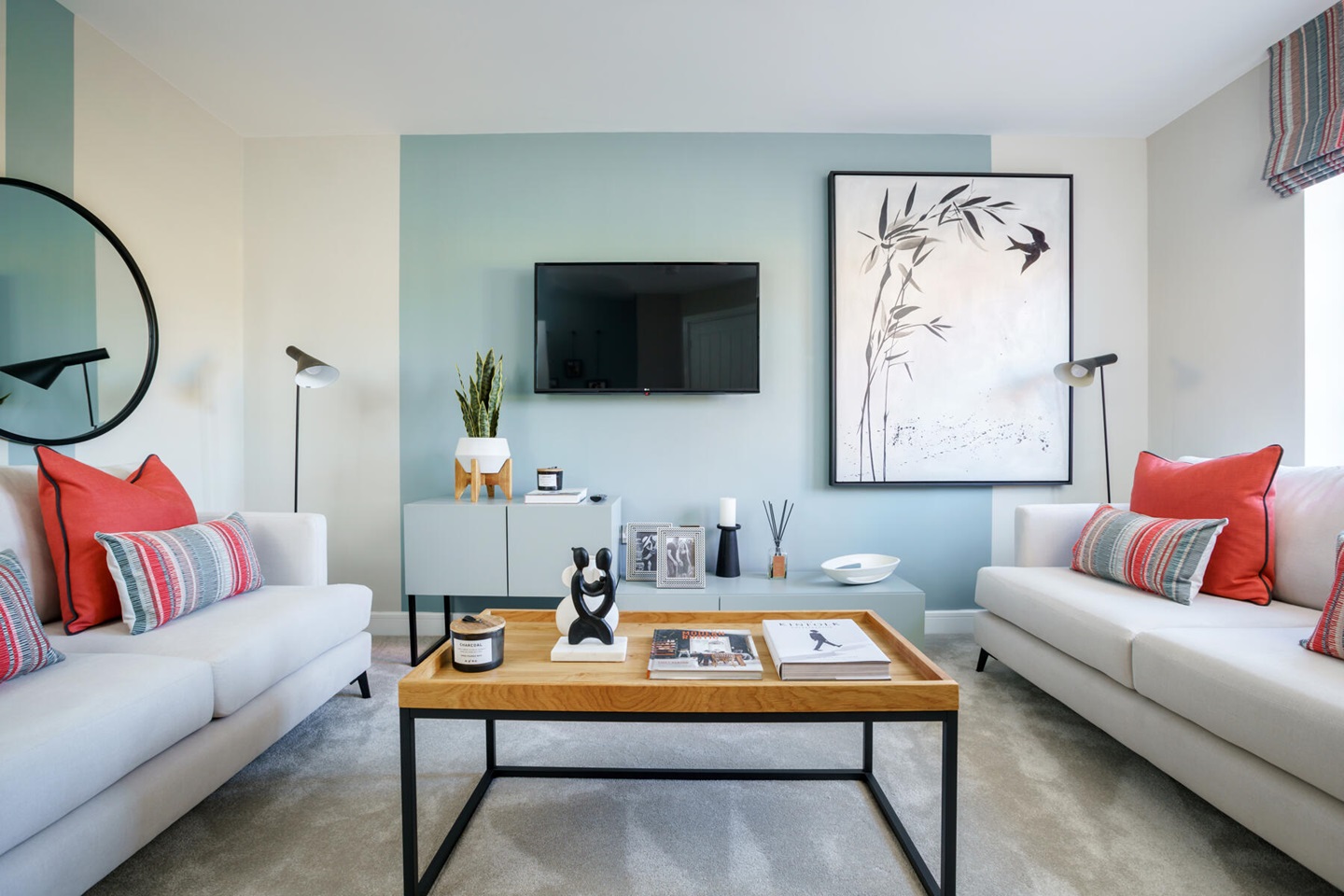 Lounge with sofas and TV