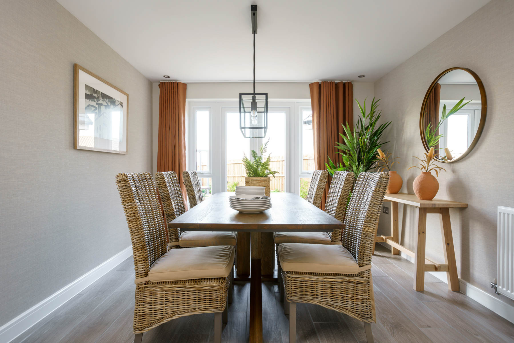 Dining room with table