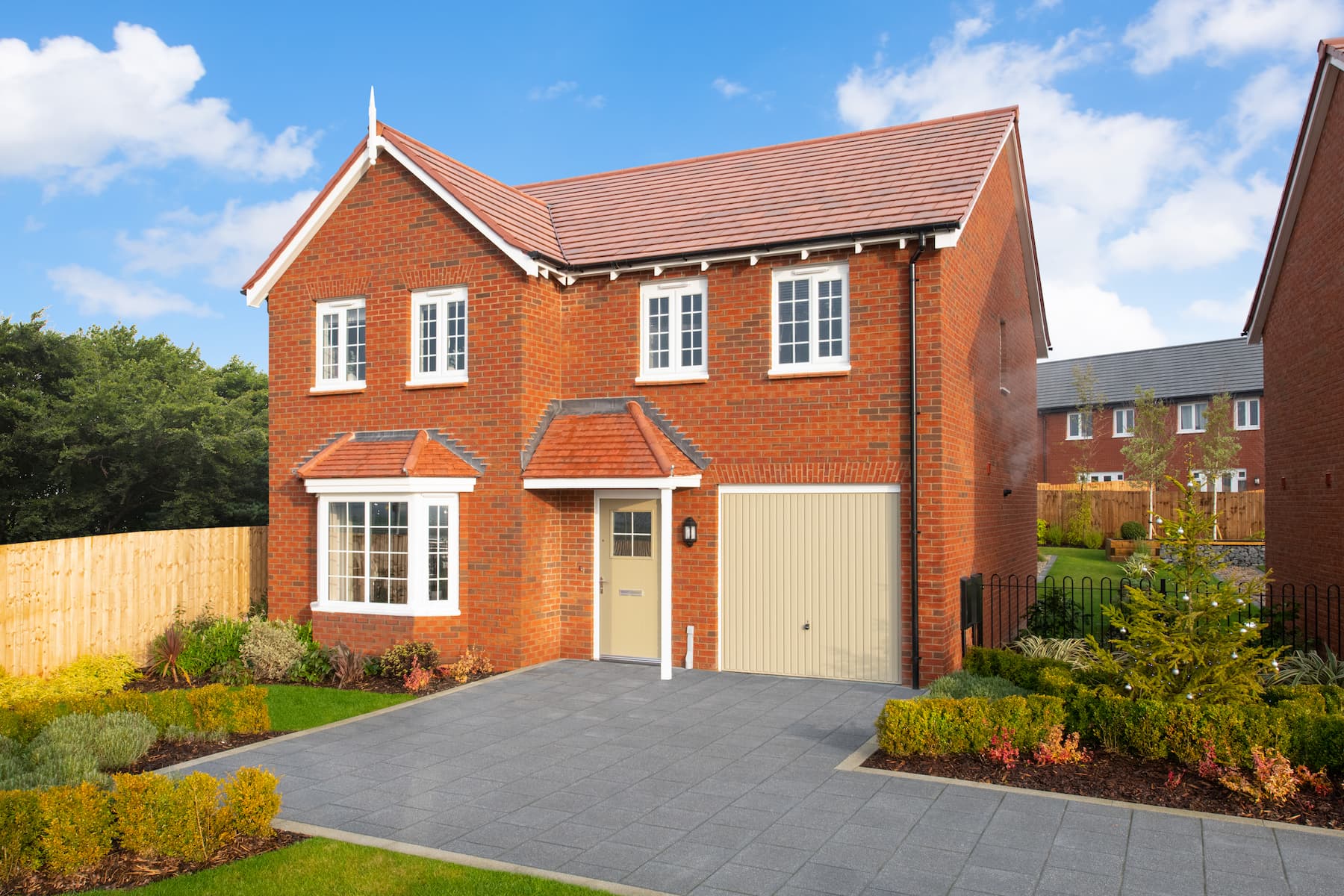 the haddenham exterior east hollinsfield