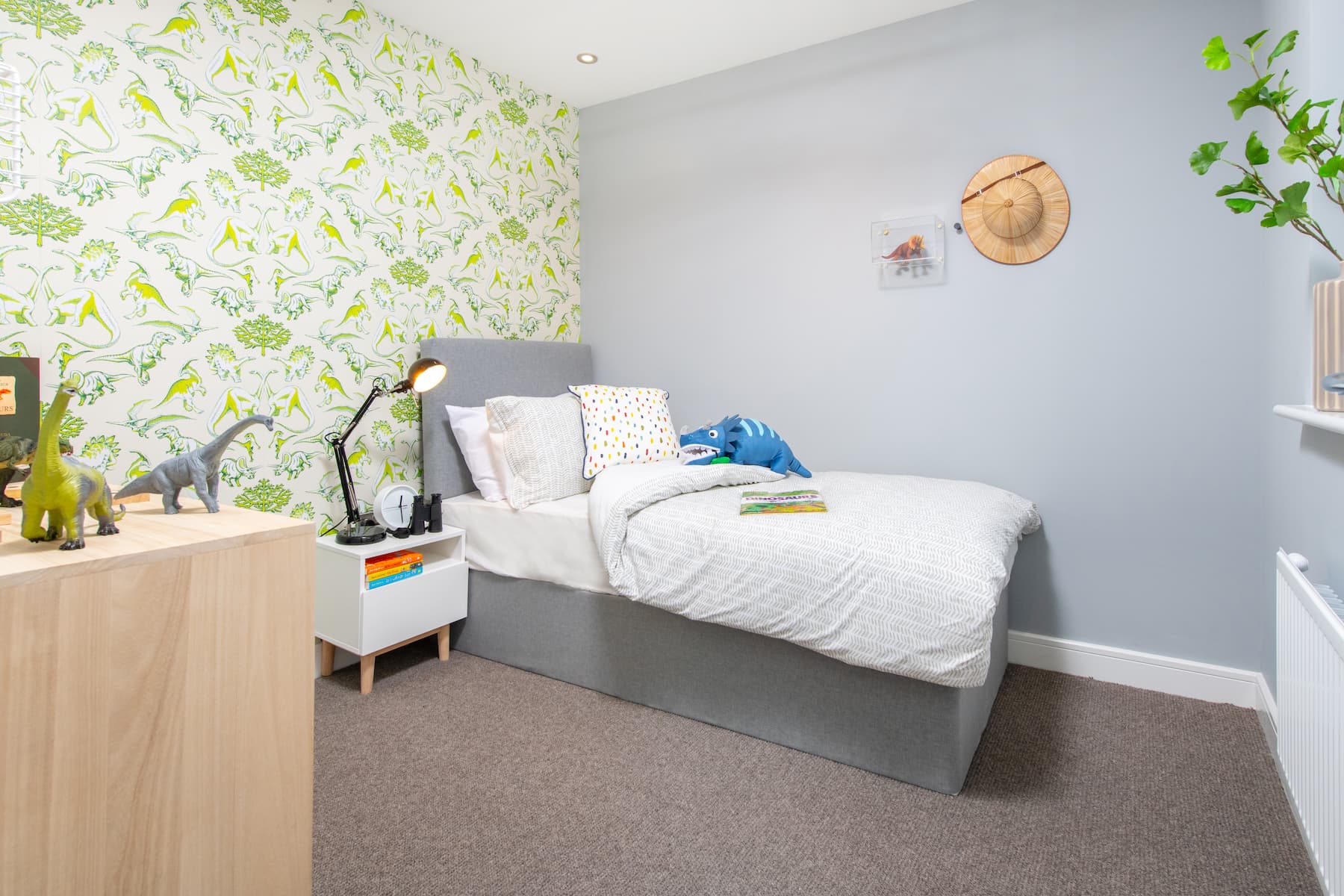 bed 4