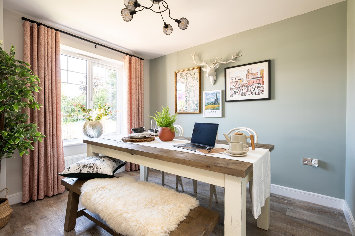 The Aldenham dining room