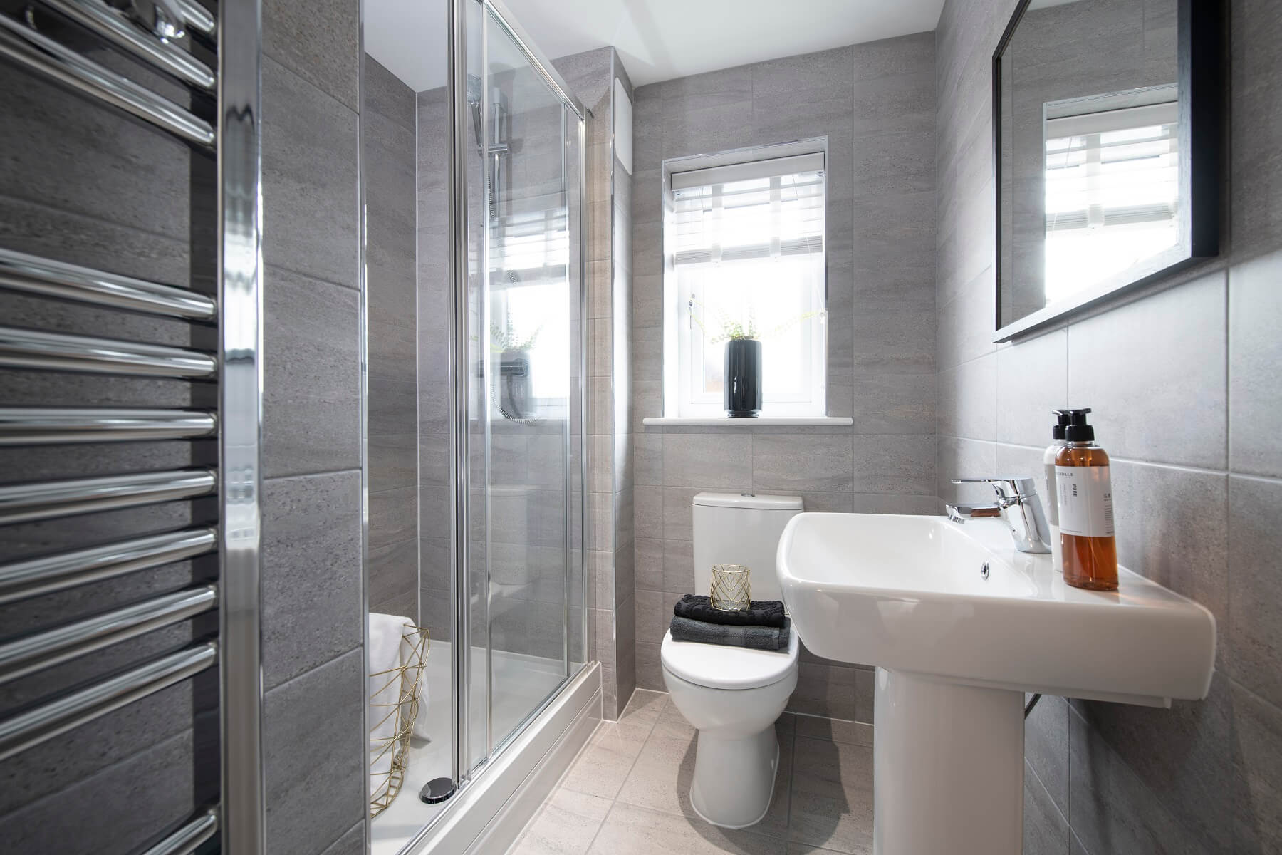 The Eynsham en suite
