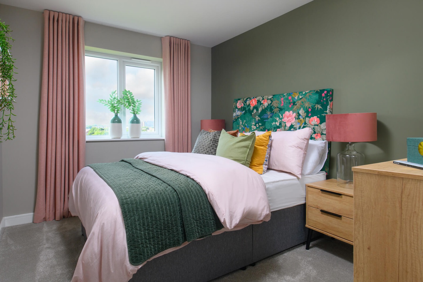 The Gosford bedroom 2