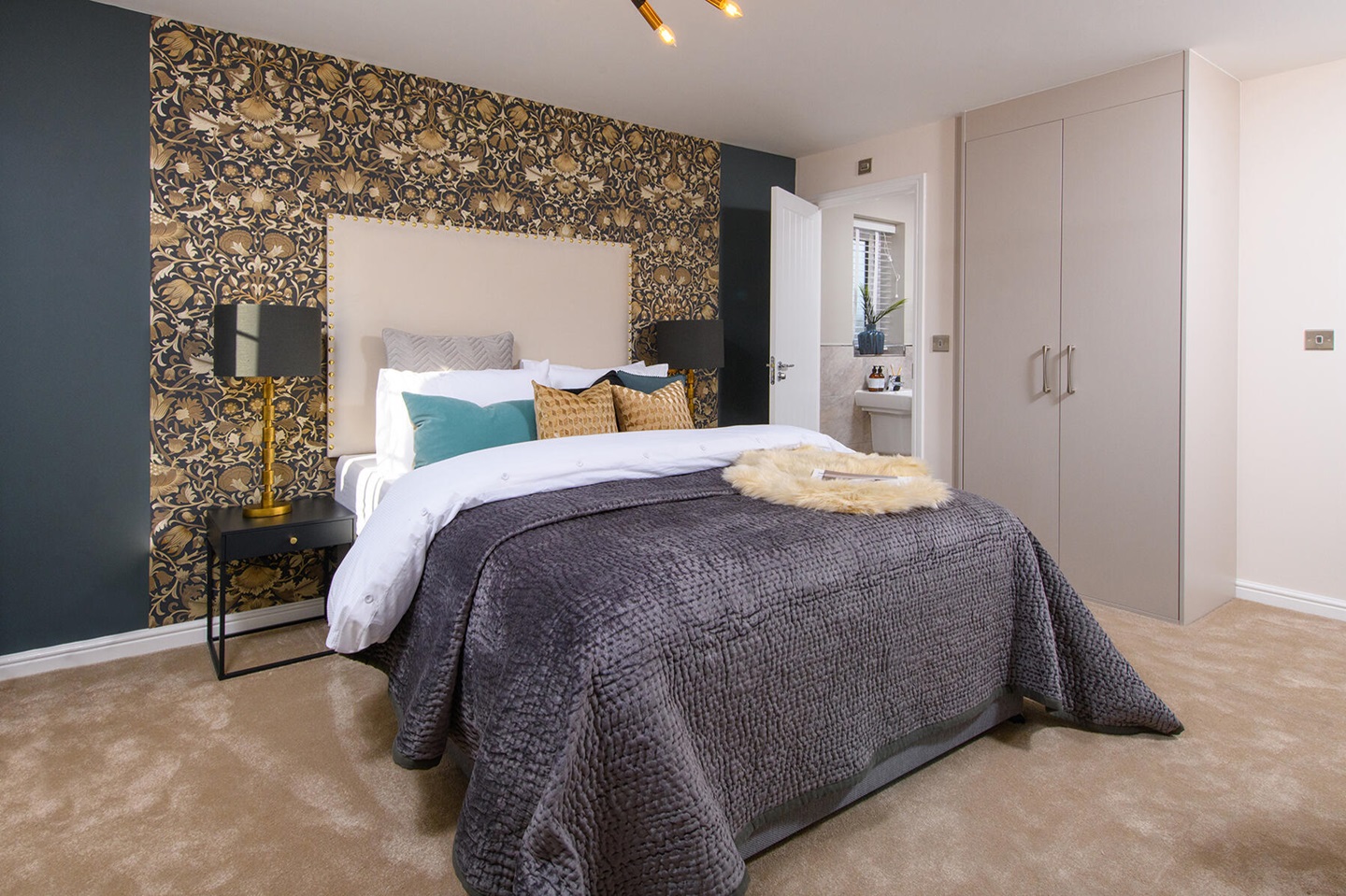 The Haddenham bedroom 2