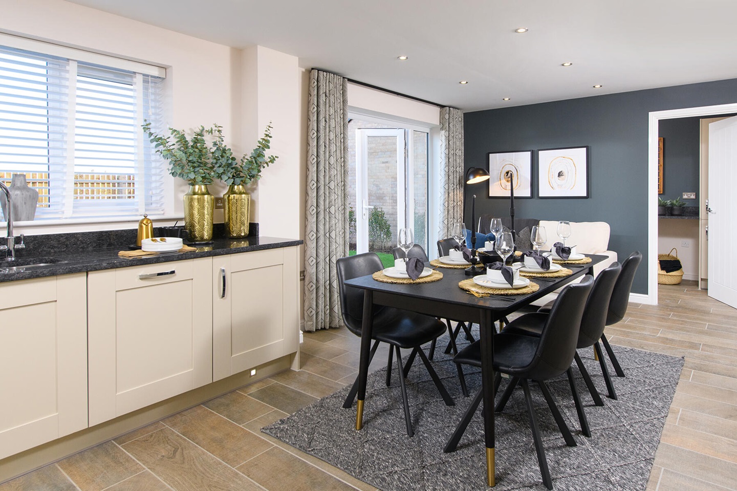 The Haddenham kitchen/dining area