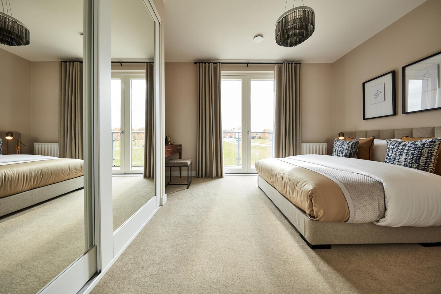 The Lomund bedroom