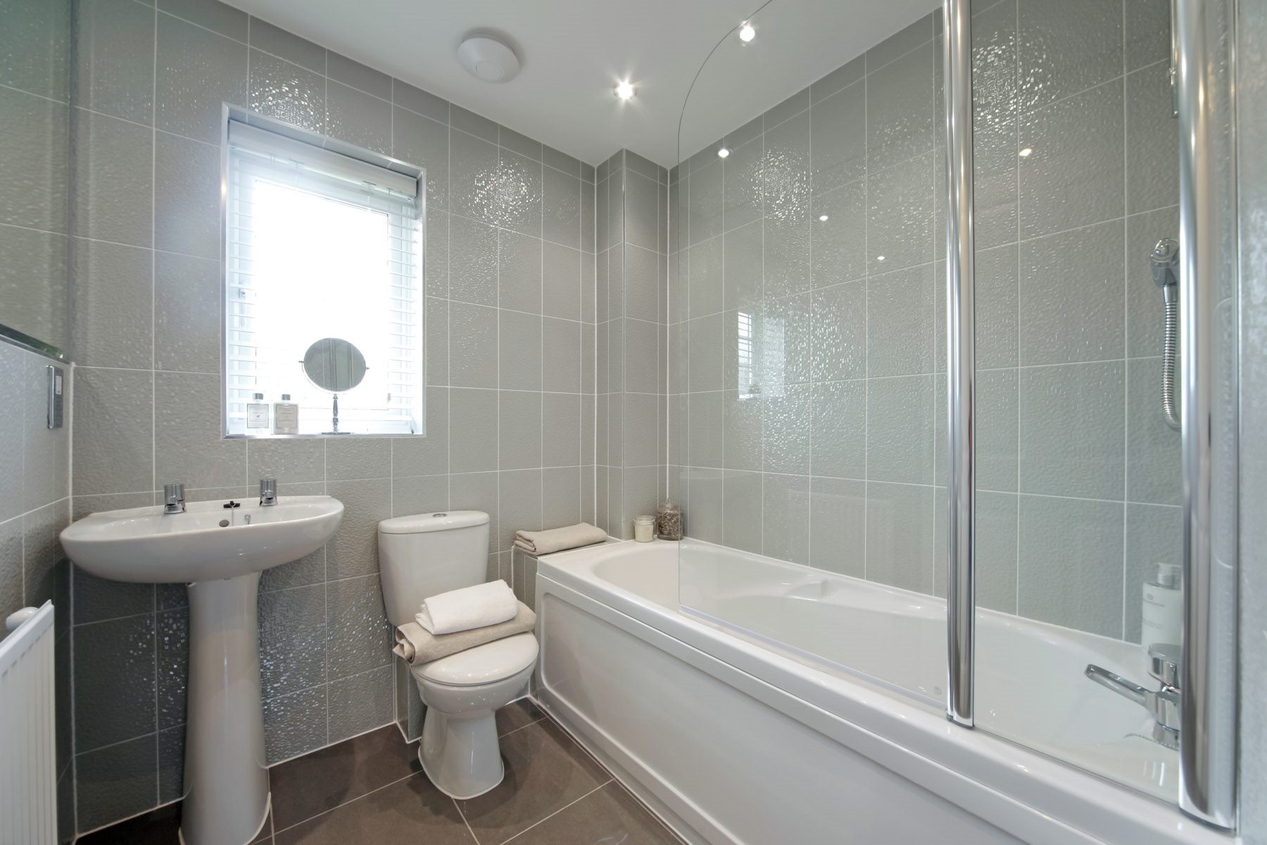 023_WV_Dadford_Bathroom