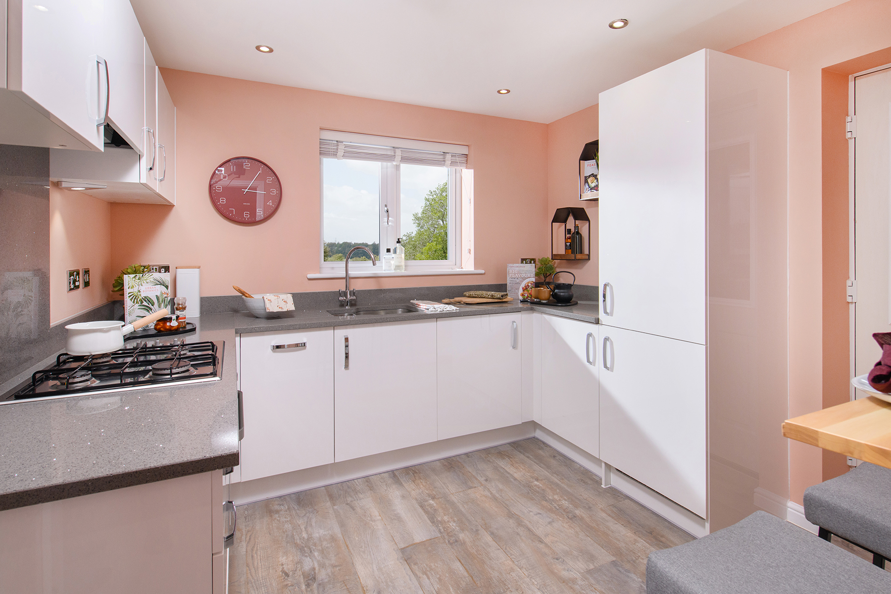 004 TWNY_AlboroughGate_Int_Aldenham