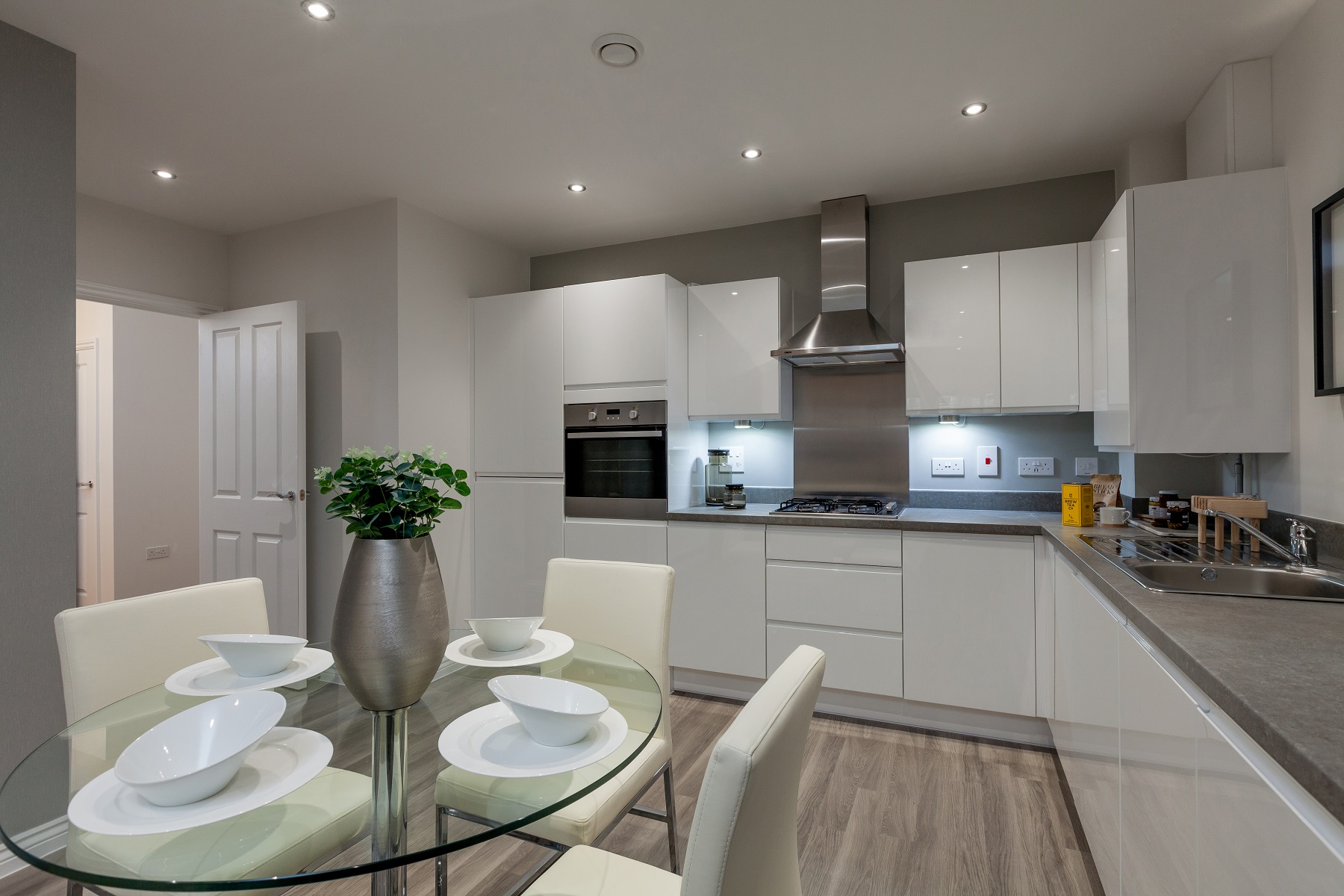 TWNT - Apartment - Kitchen