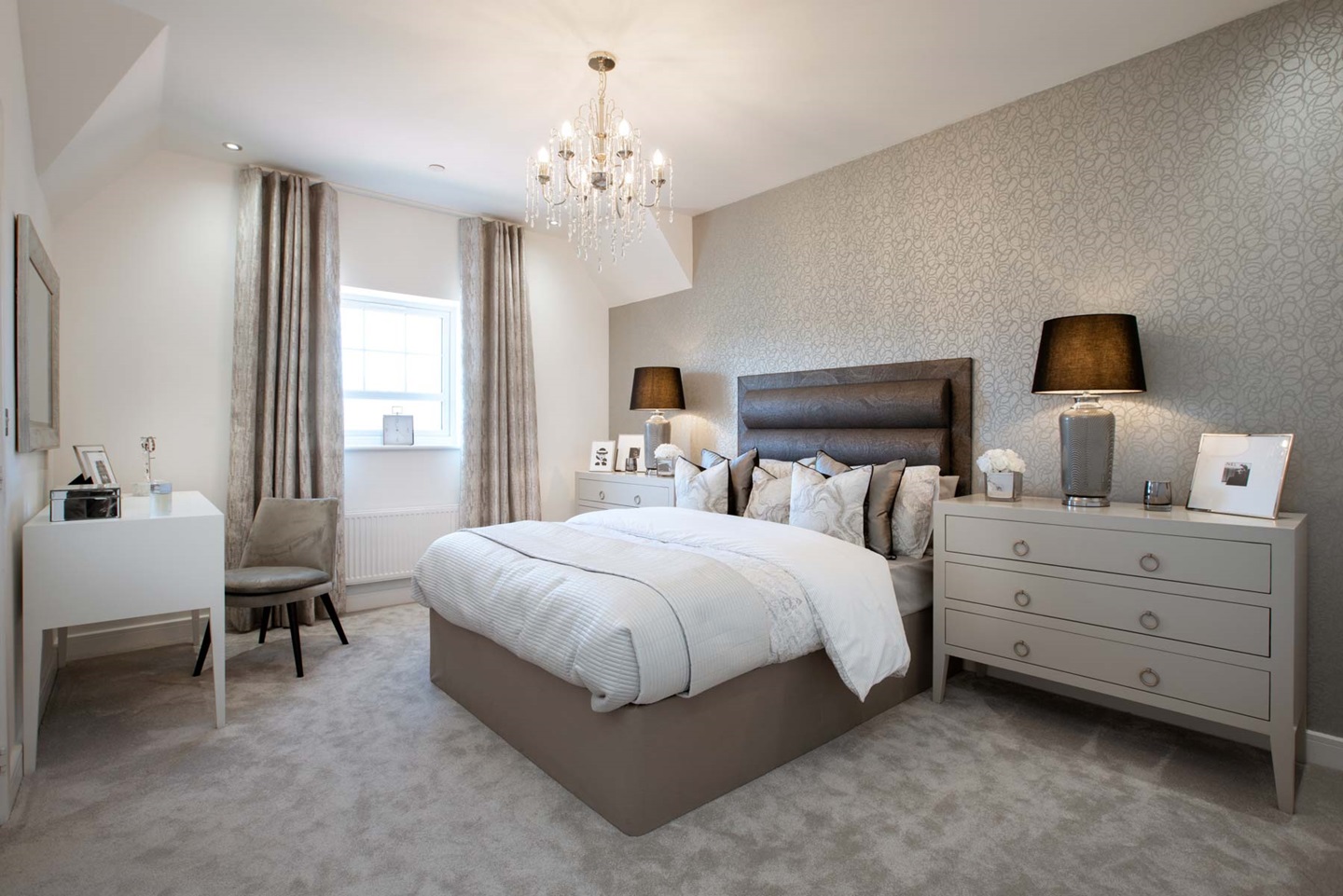 Mappleton main bedroom