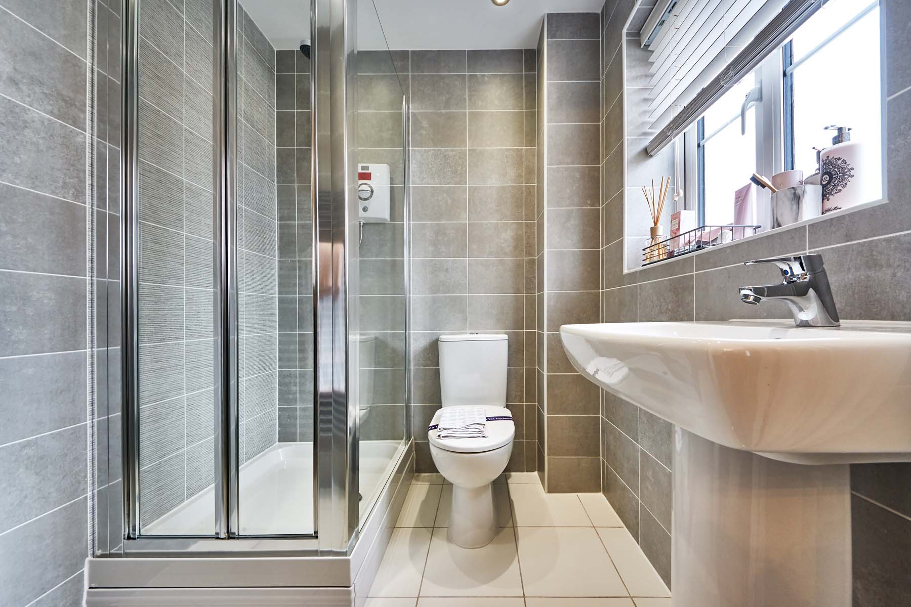 En suite shower room