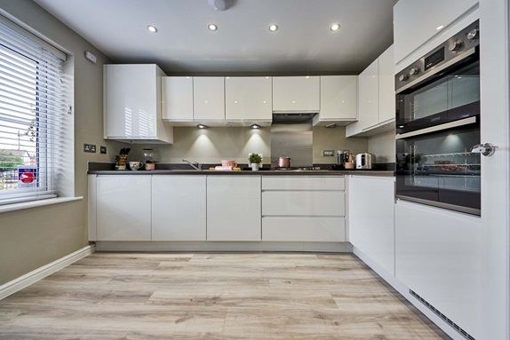 3 bedroom semi-detached