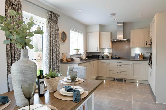 5 bedroom detached