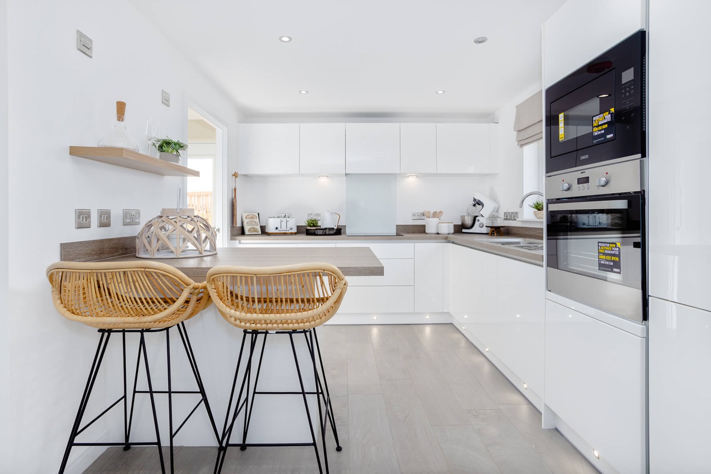 Taylor Wimpey new built home kitchen