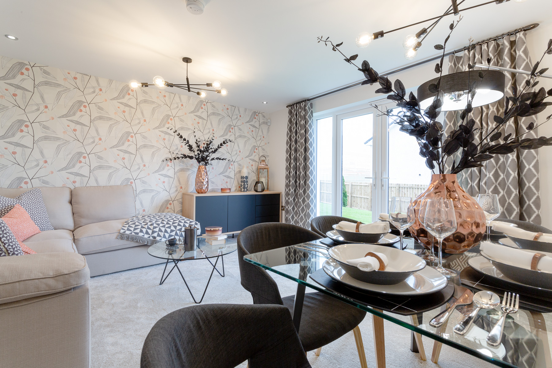 The lounge diner in the Baxter home