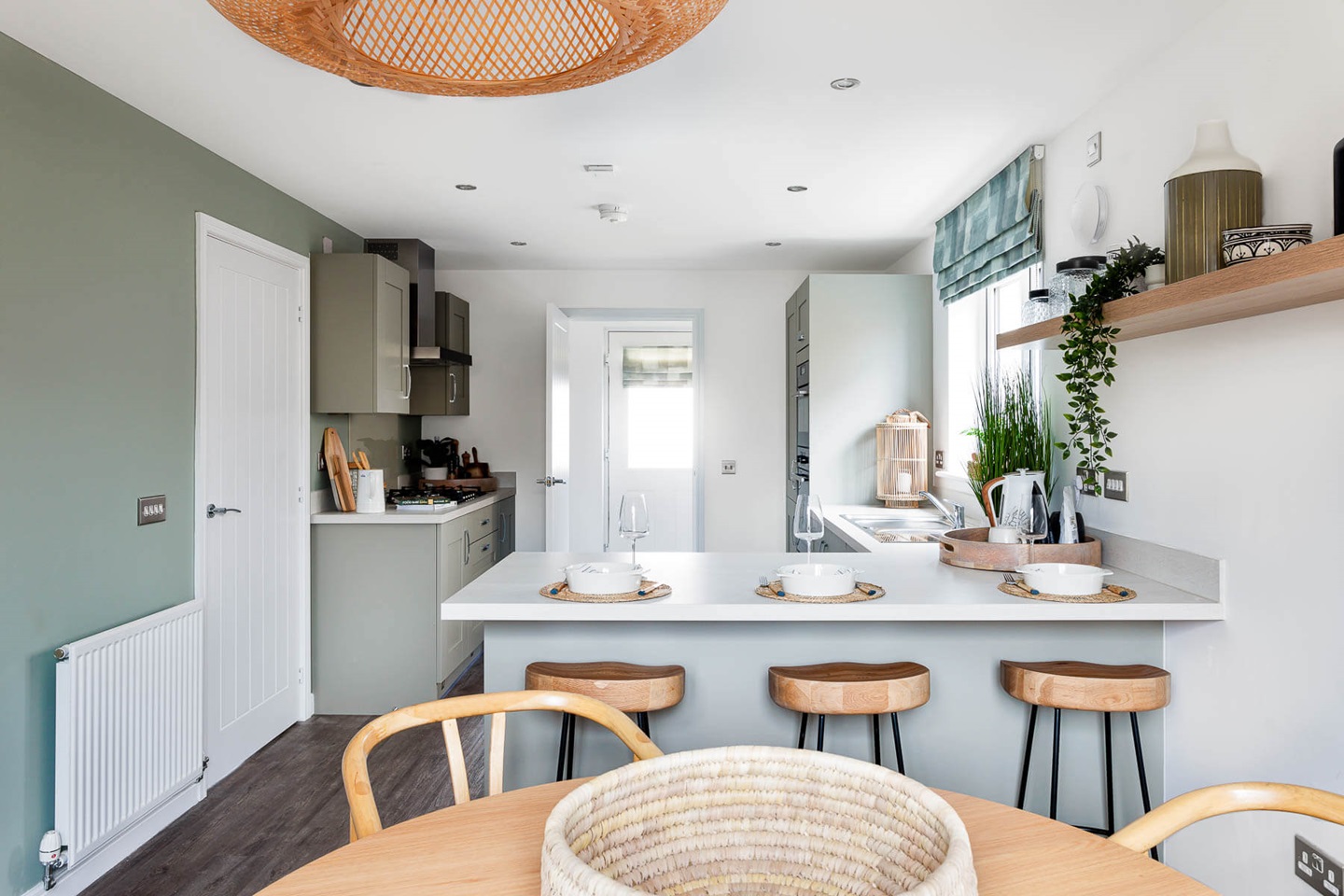 Taylor Wimpey the Hughes 4 bedroom home Stoneyetts View