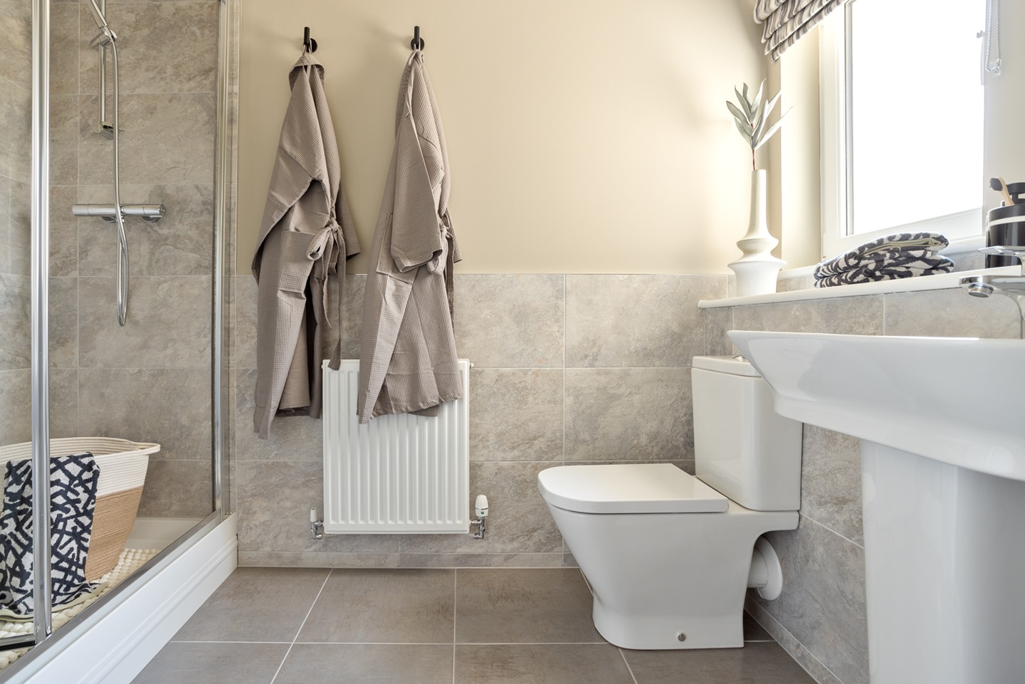 En suite in the Maxwell home