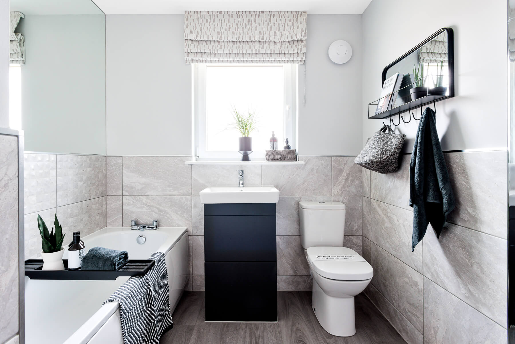 Taylor Wimpey the Maxwell show home Stoneyetts View Moodiesburn