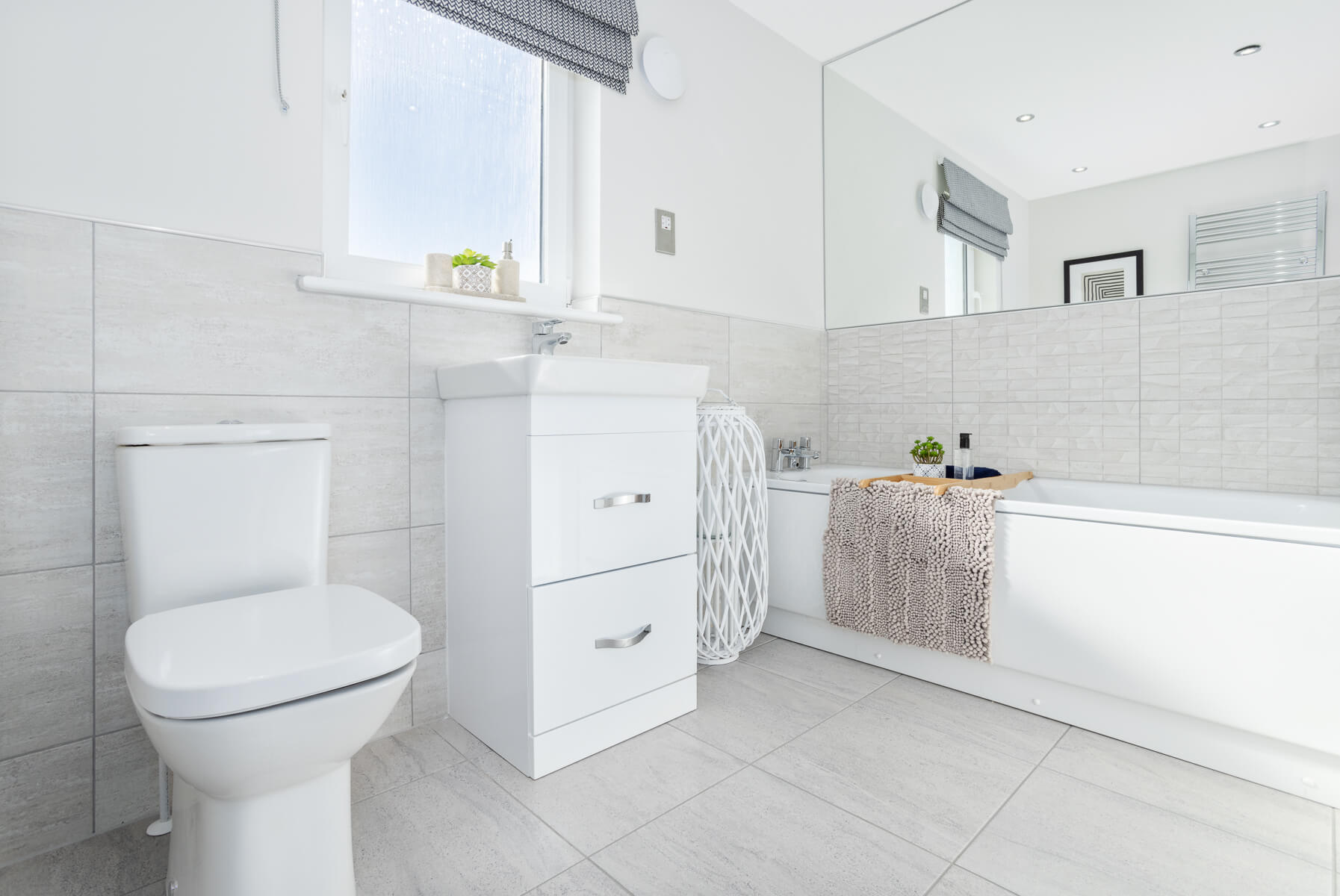 Taylor Wimpey The Monro family bathroom