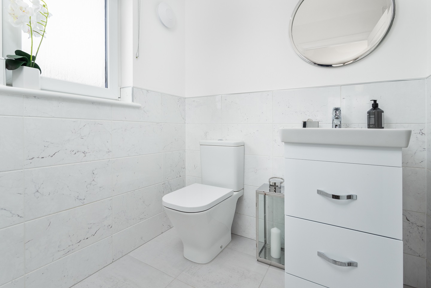 En suite in the Stewart home