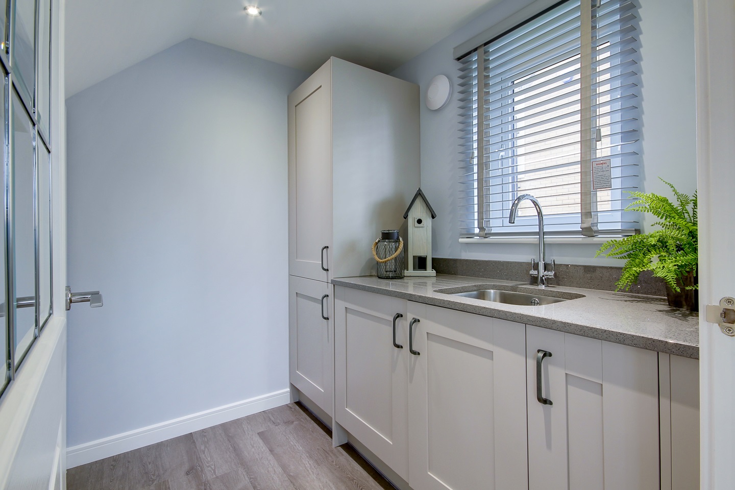 Princess Gate - Maxwell Utility