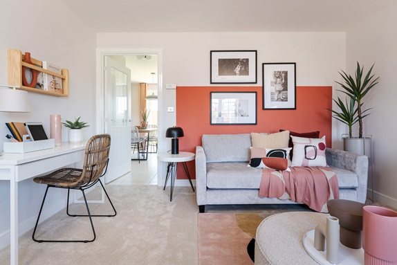 3 bedroom mid terrace