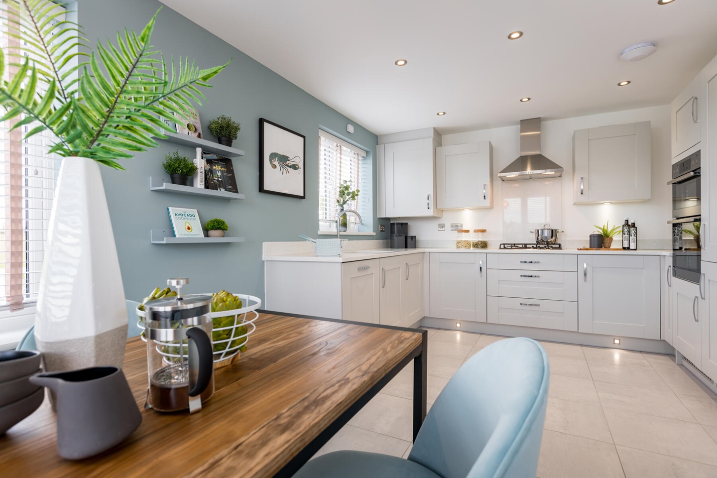 Sociable kitchen diner to entertain and cook