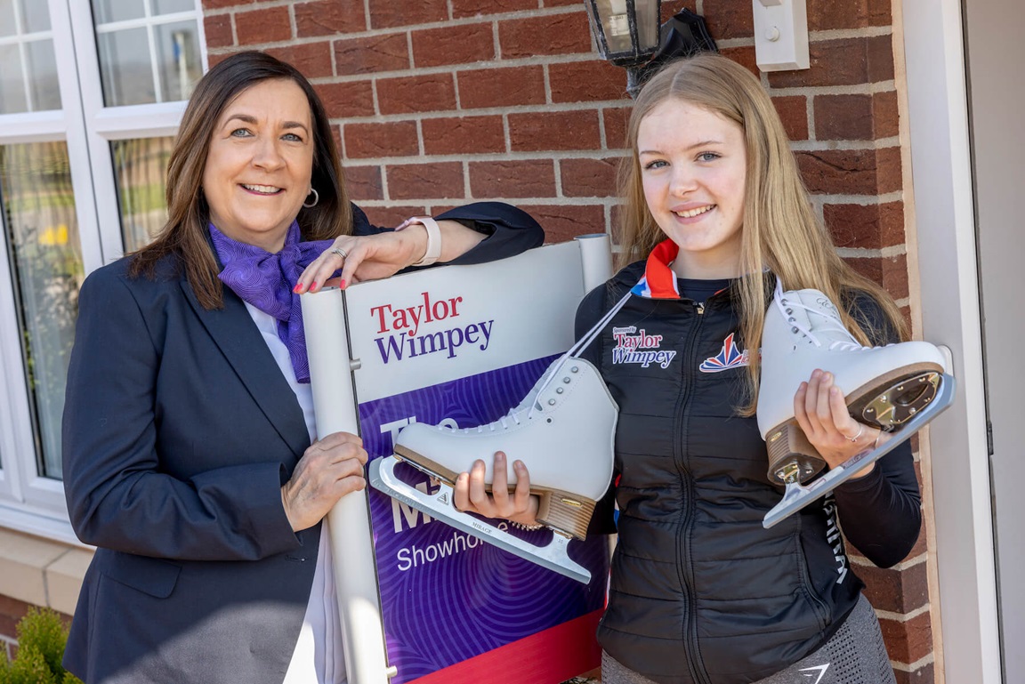 TWSW_Mollie Mai_hero