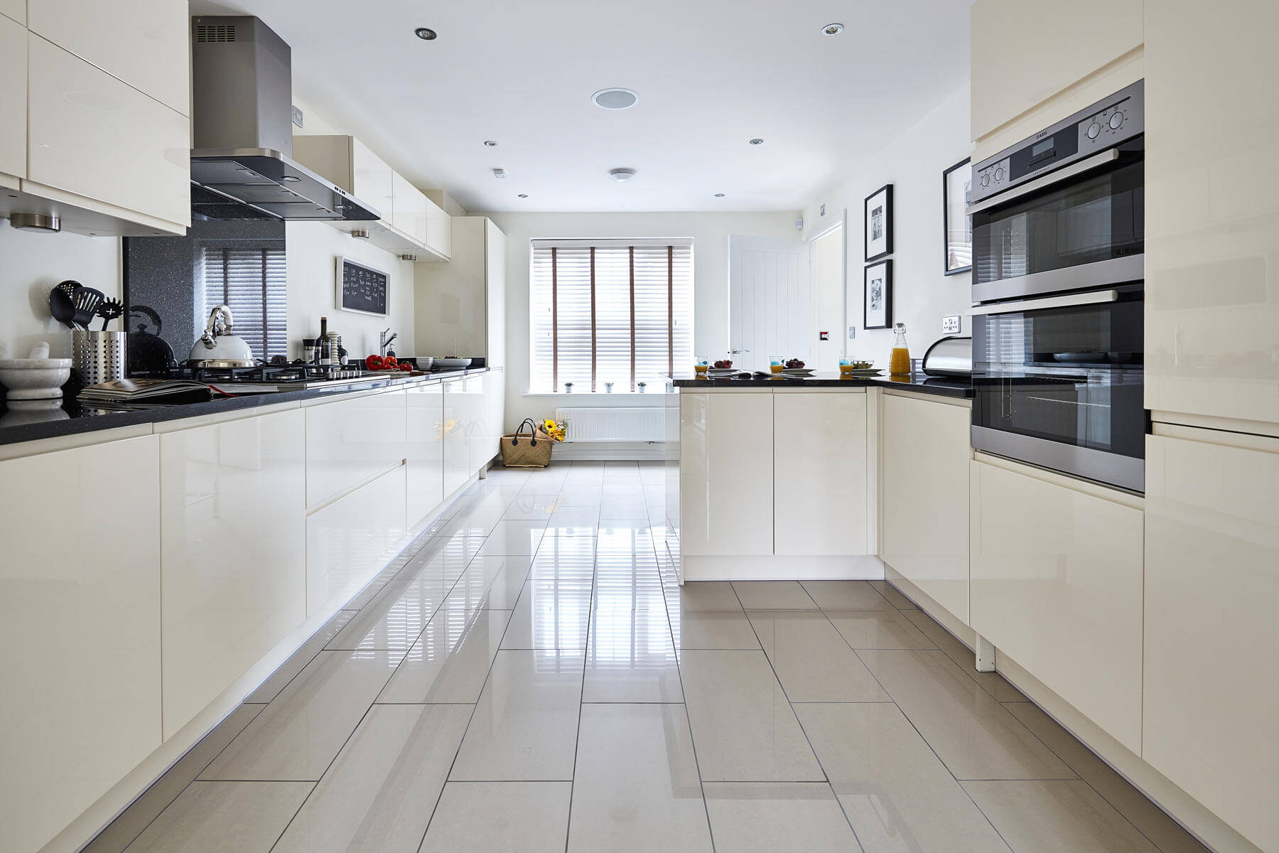 The Thornford Applewood Green kitchen