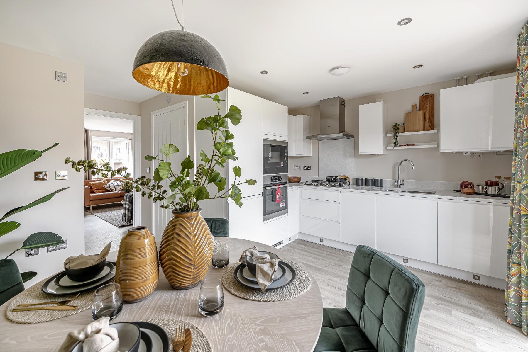 The Braxton kitchen and dining room